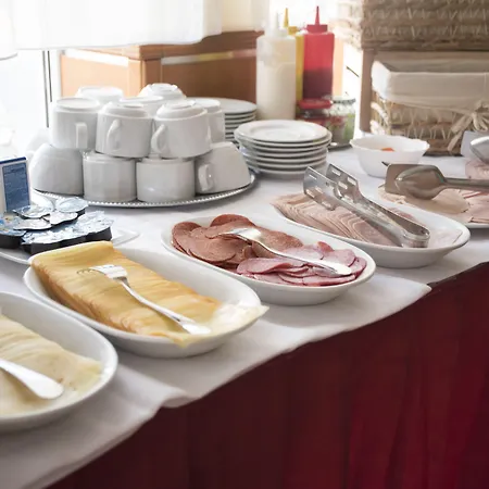 Aqua Ξενοδοχείο 3*