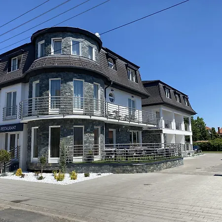 Aqua Ξενοδοχείο 3*