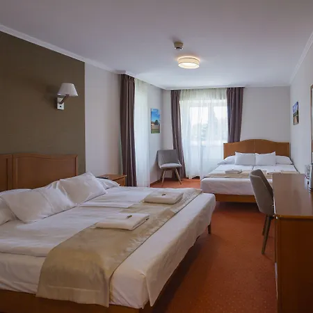 Aqua Ξενοδοχείο 3*